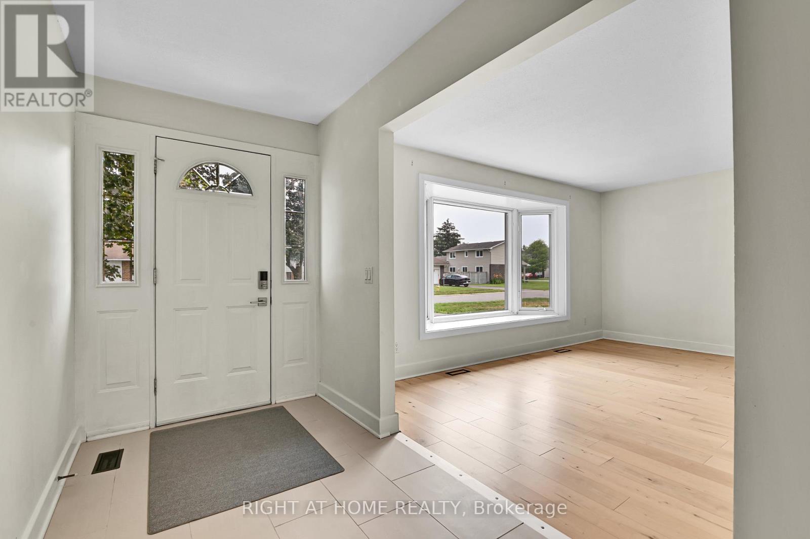 9 LEETOM CRESCENT - 3