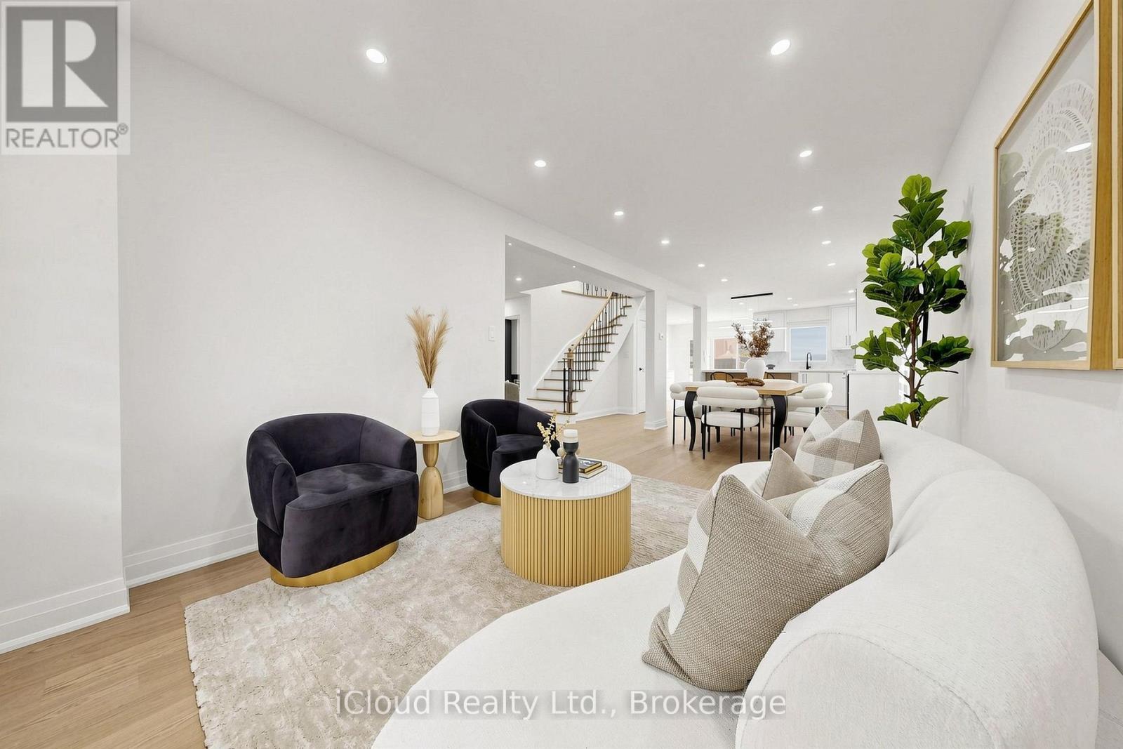 15 SAN MARKO PLACE - 6