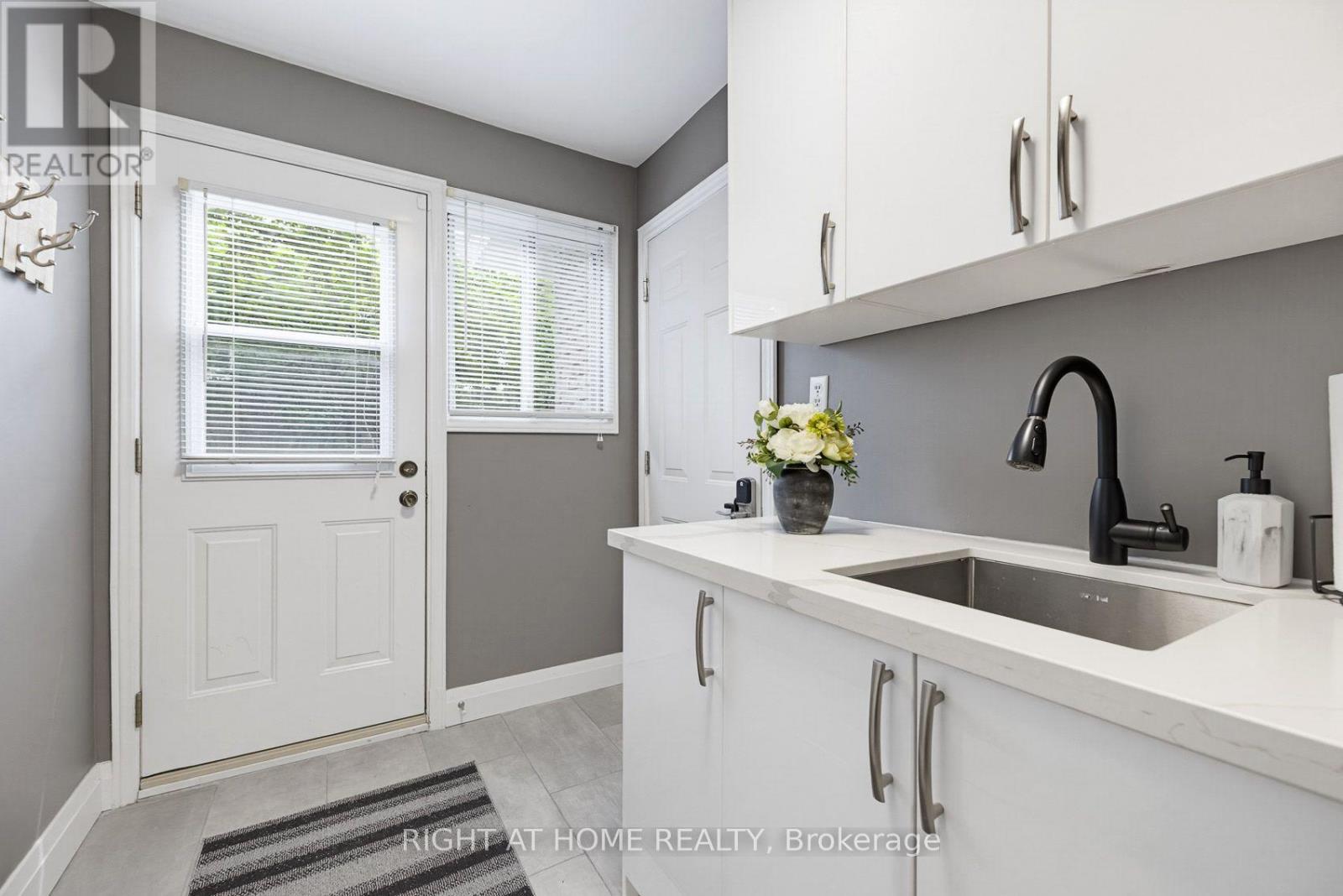 18 OAK LEA CIRCLE - Image 21