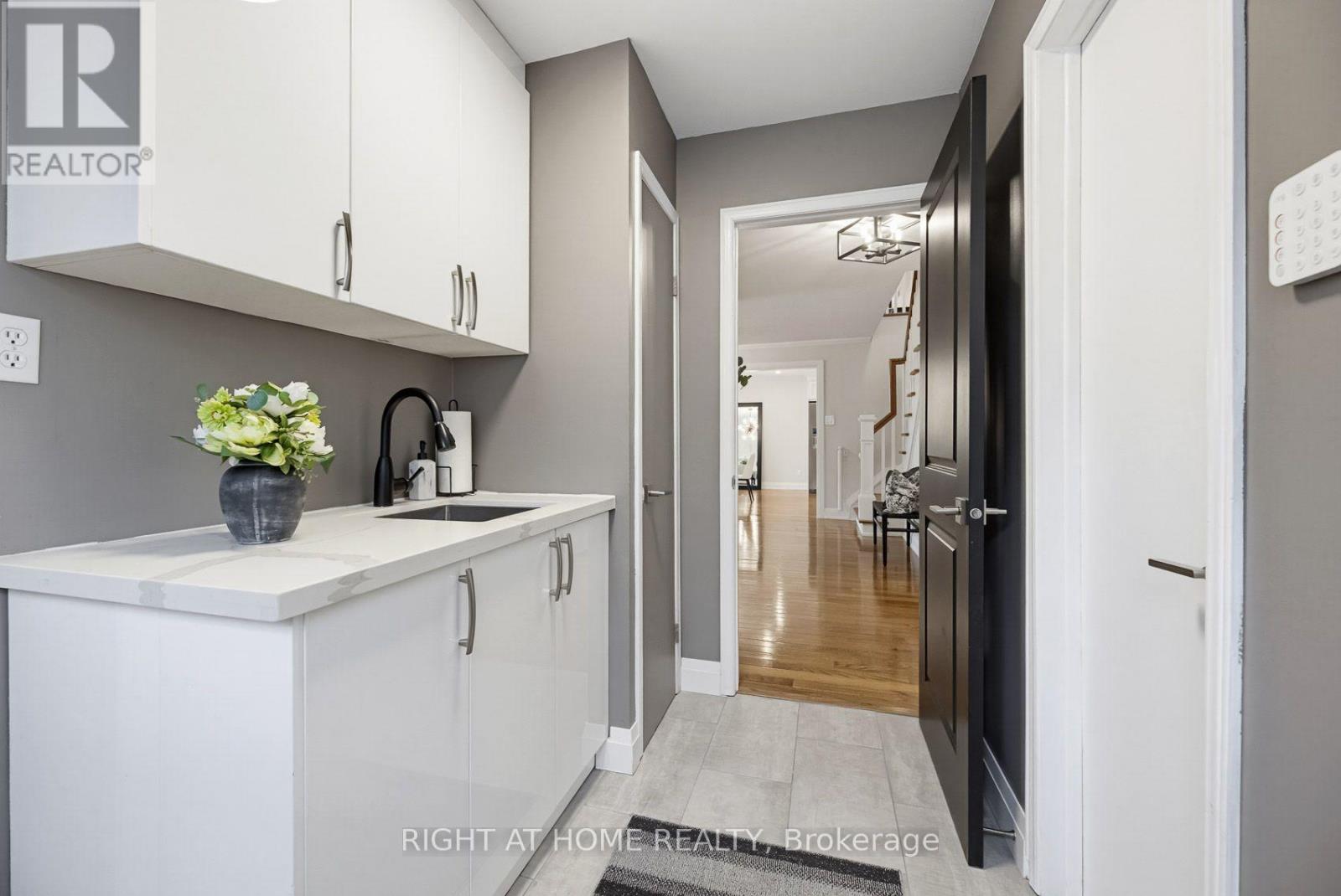 18 OAK LEA CIRCLE - Image 22