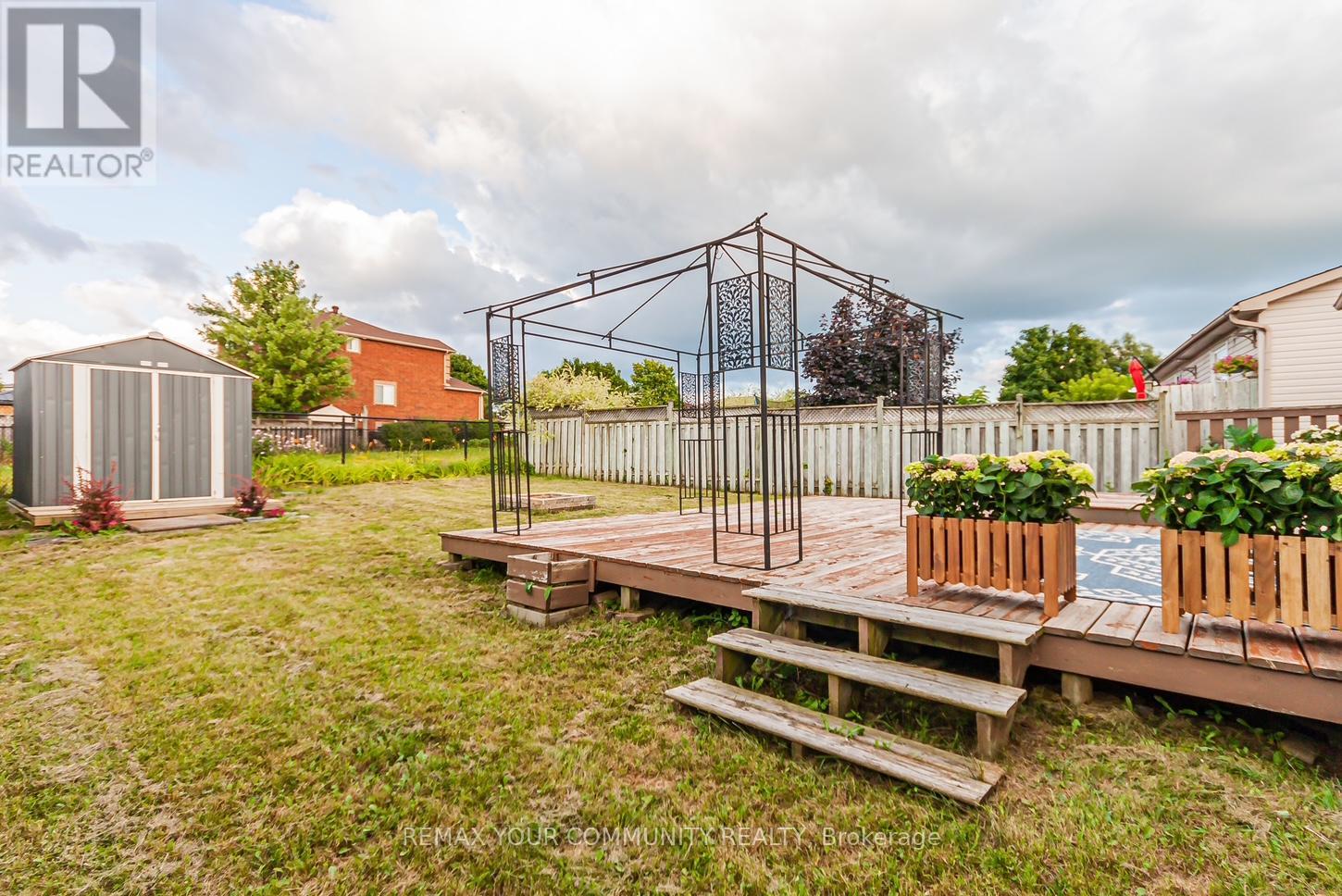 5 SELKIRK CRESCENT - 21