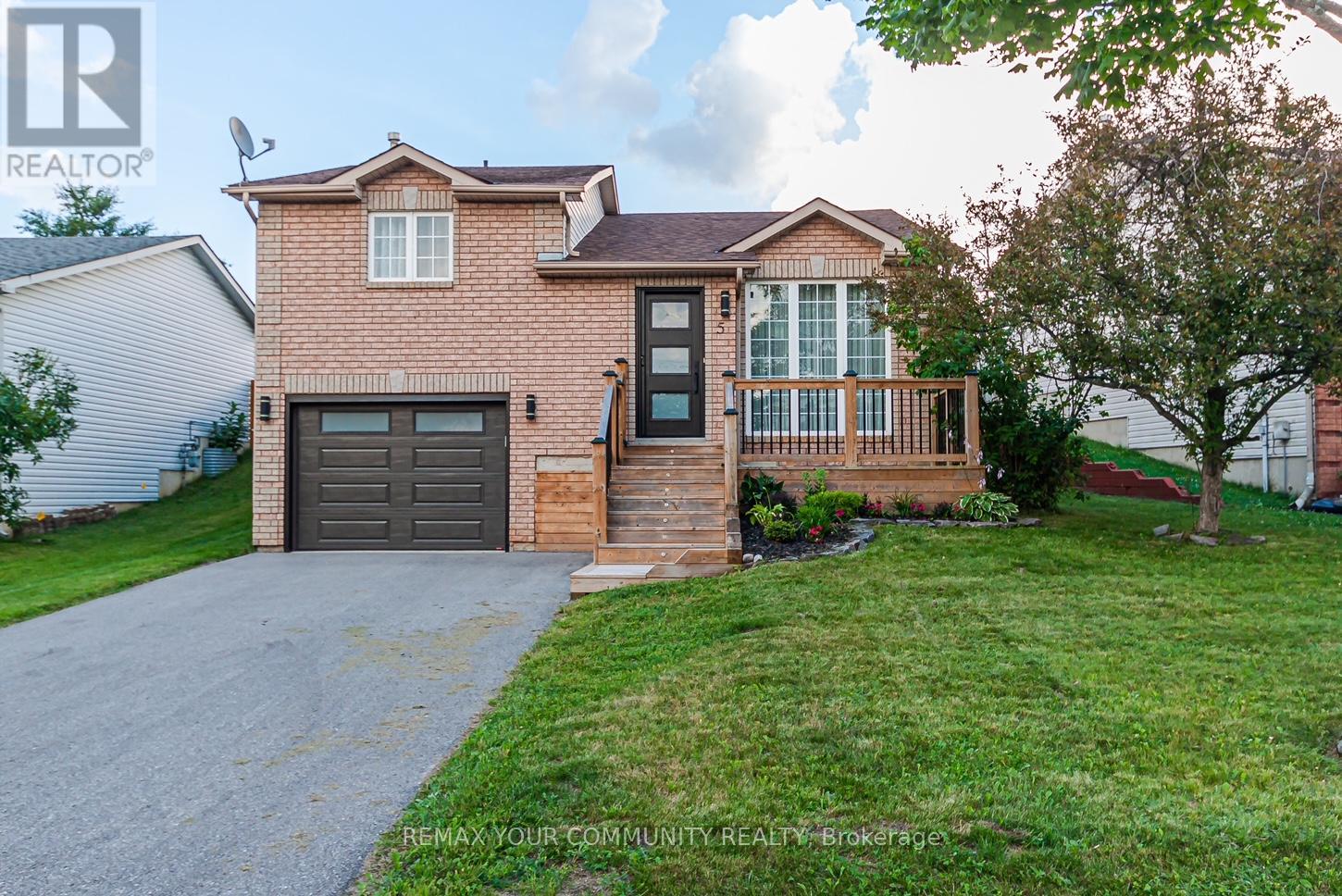 5 SELKIRK CRESCENT - 3