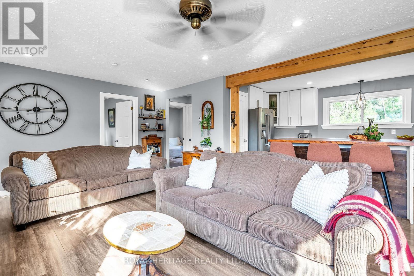 4174 FOUNTAIN DRIVE - 15