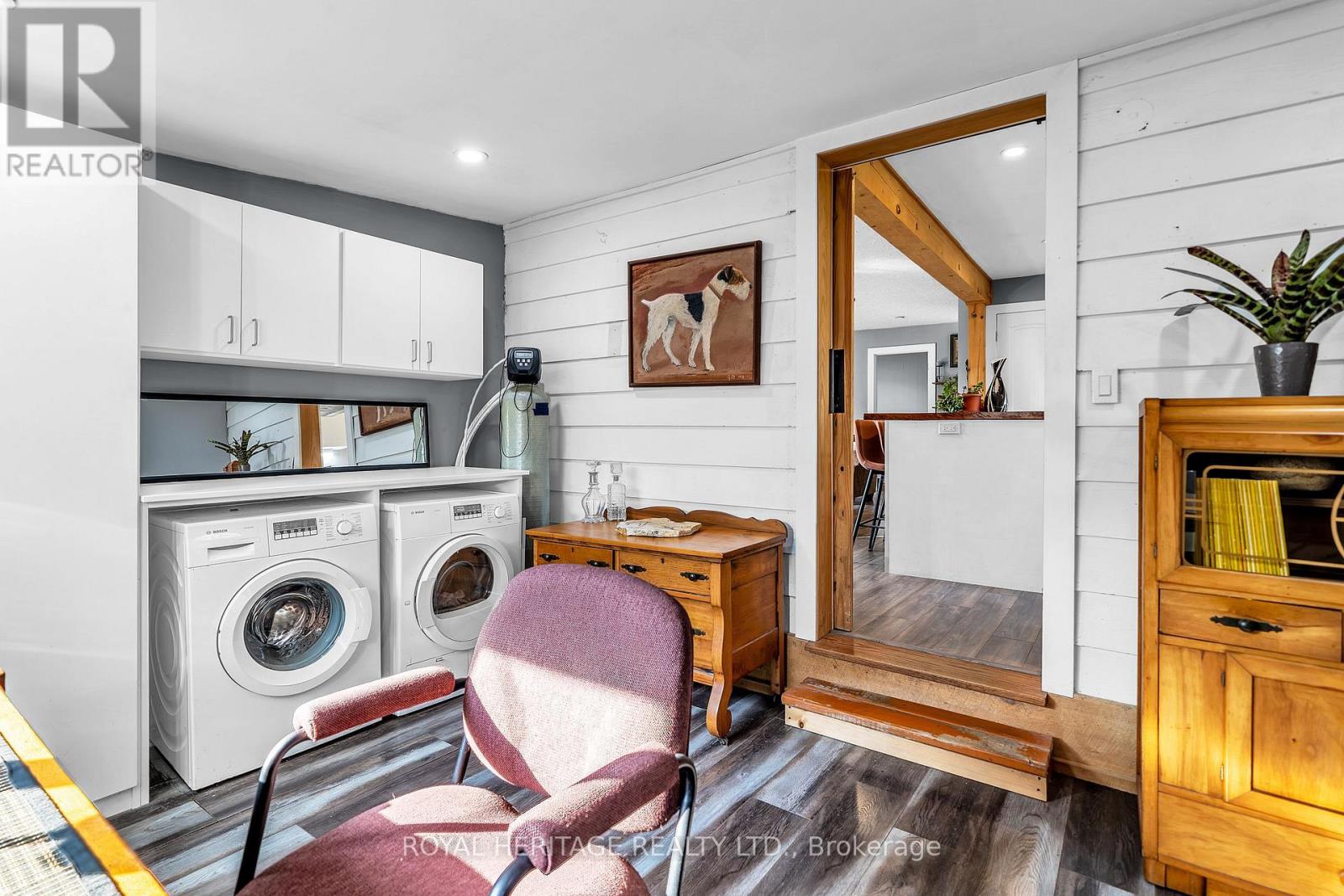 4174 FOUNTAIN DRIVE - 33