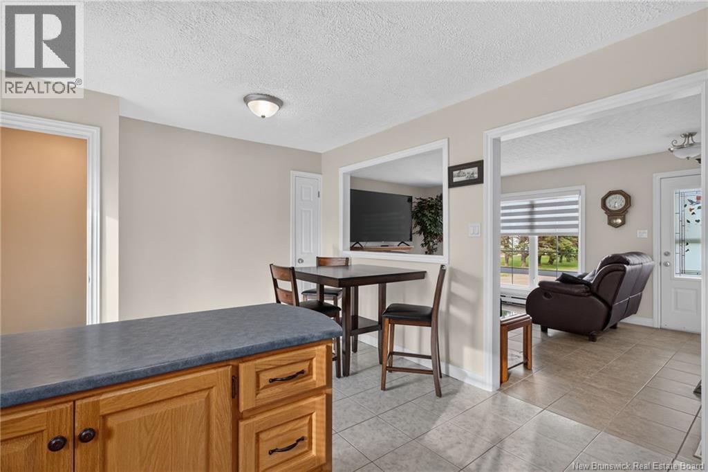 6 Paul Street - 33