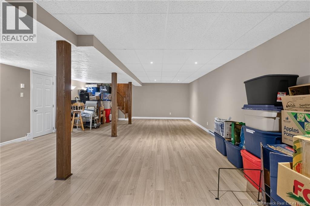 6 Paul Street - 40