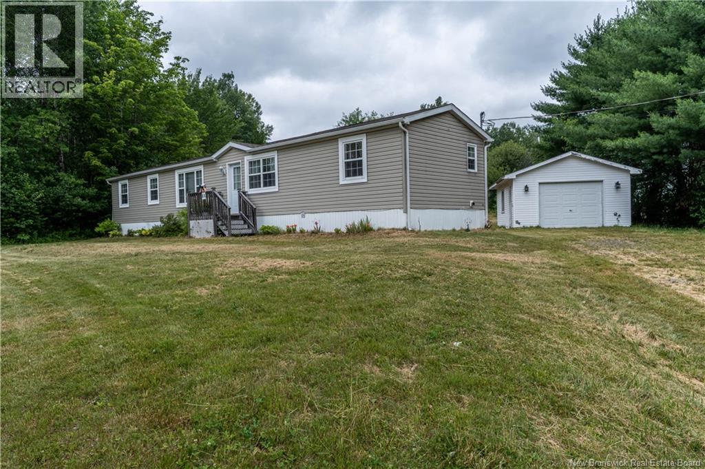 88 Mclaggan Drive - 1