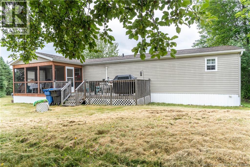 88 Mclaggan Drive - 21