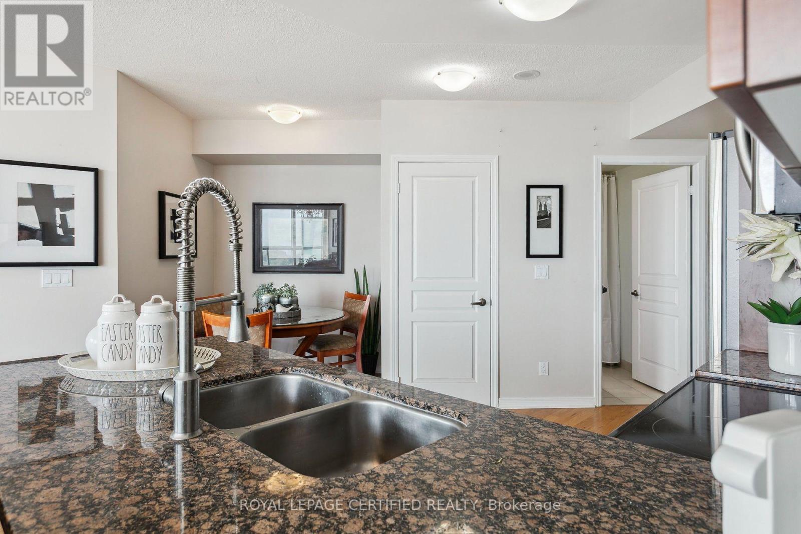 #1208 2240 LAKESHORE BOULEVARD W - 11