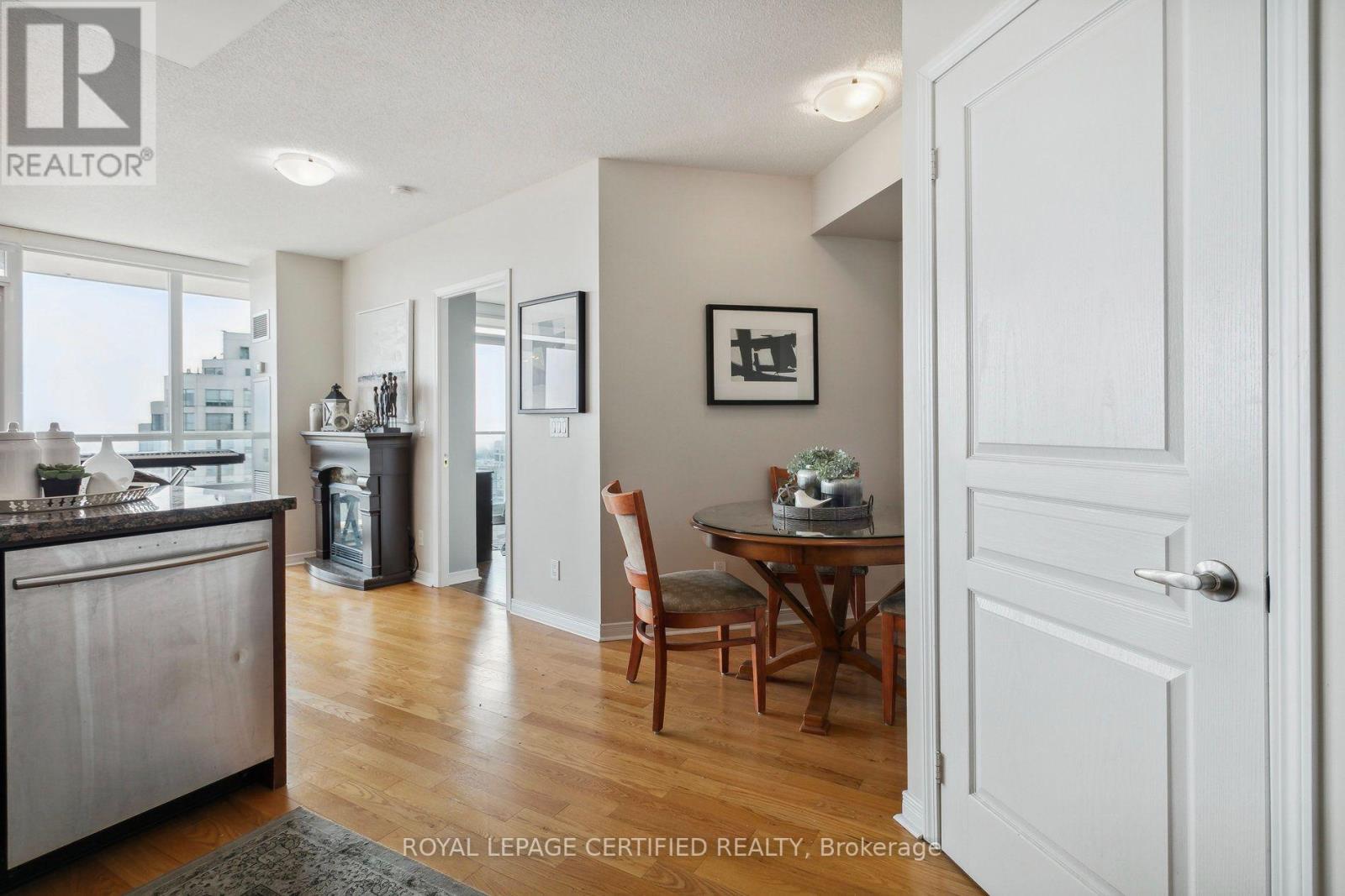 #1208 2240 LAKESHORE BOULEVARD W - 13