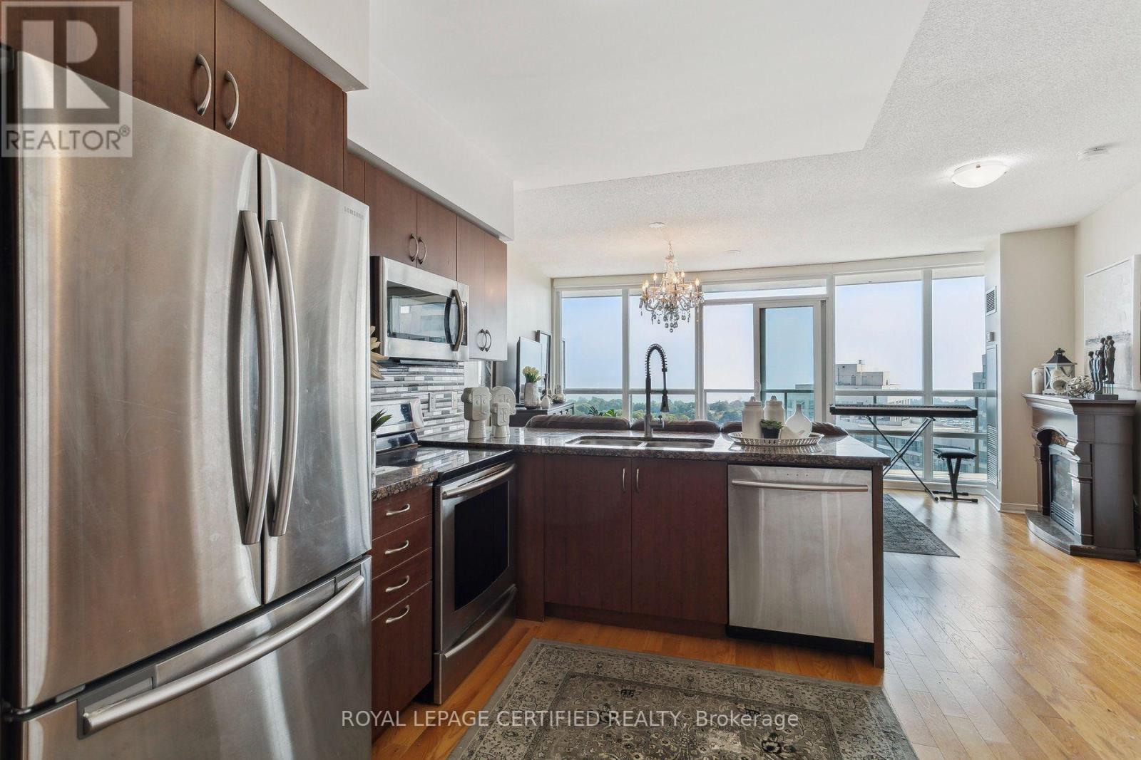 #1208 2240 LAKESHORE BOULEVARD W - 8