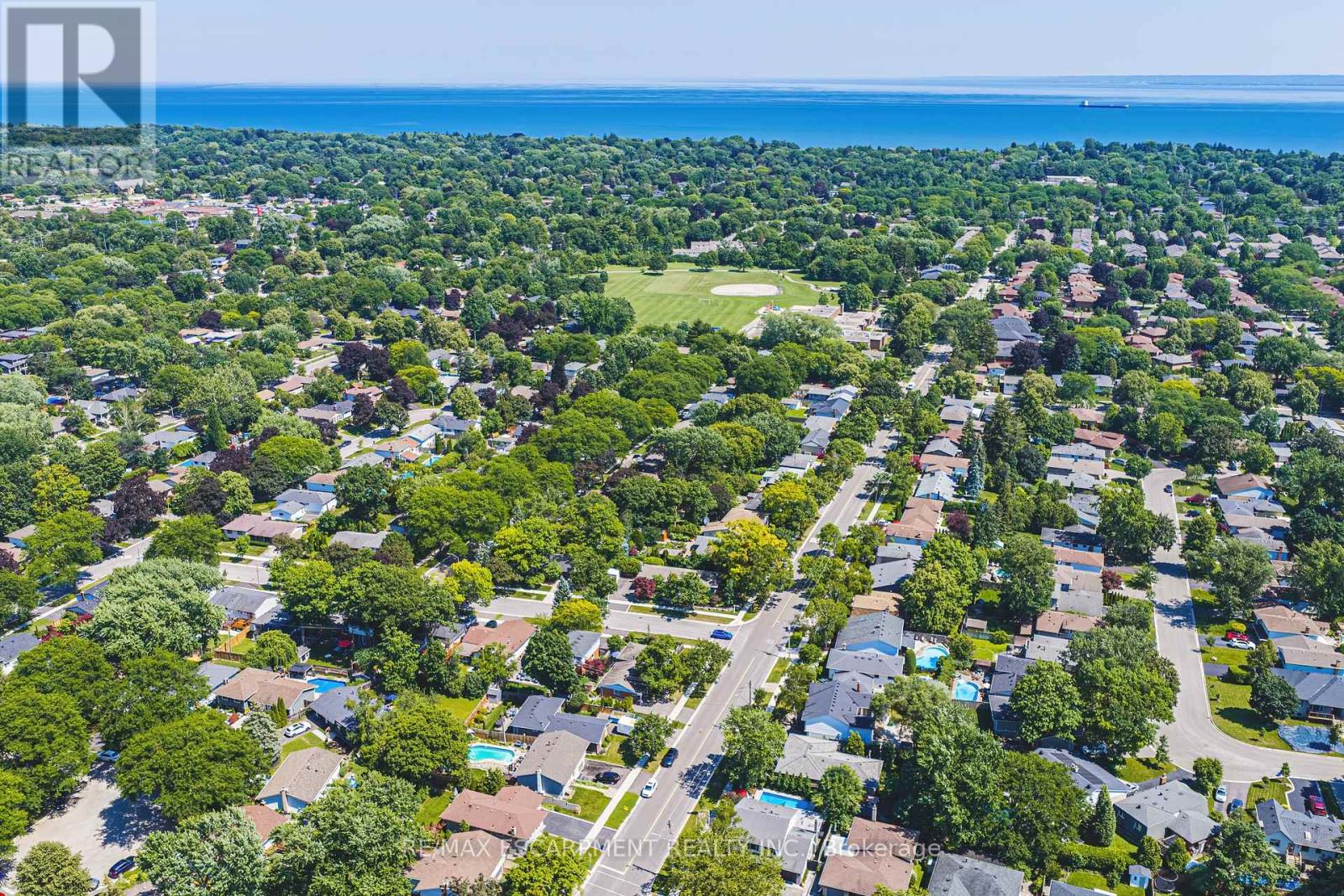 3384 MANFRED DRIVE - 47