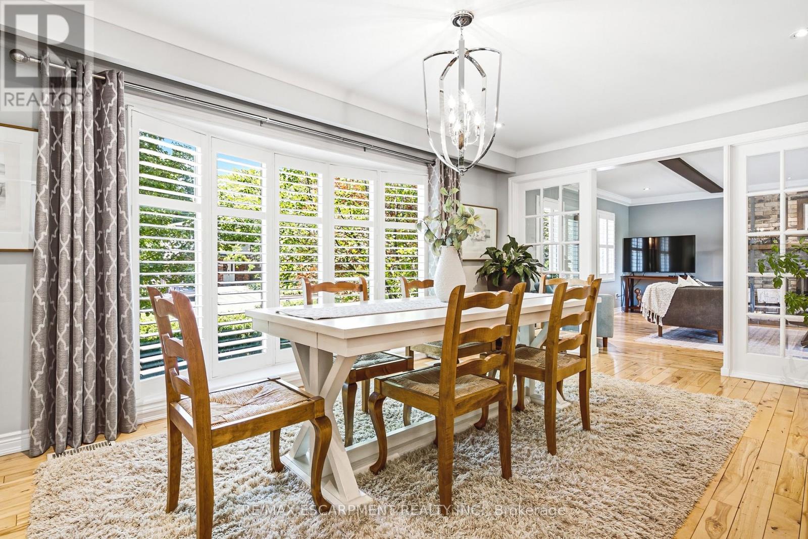 3384 MANFRED DRIVE - 5