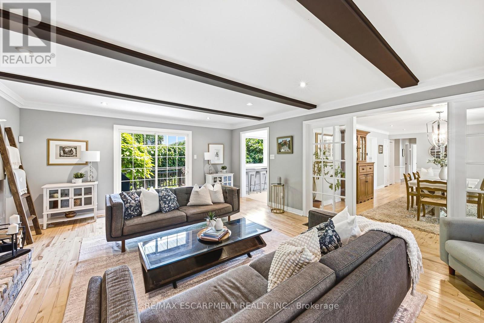 3384 MANFRED DRIVE - 7