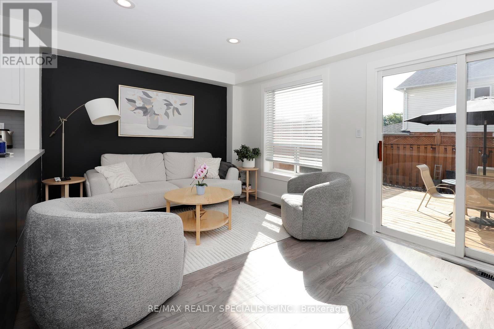 4434 FAIRVIEW STREET - 16