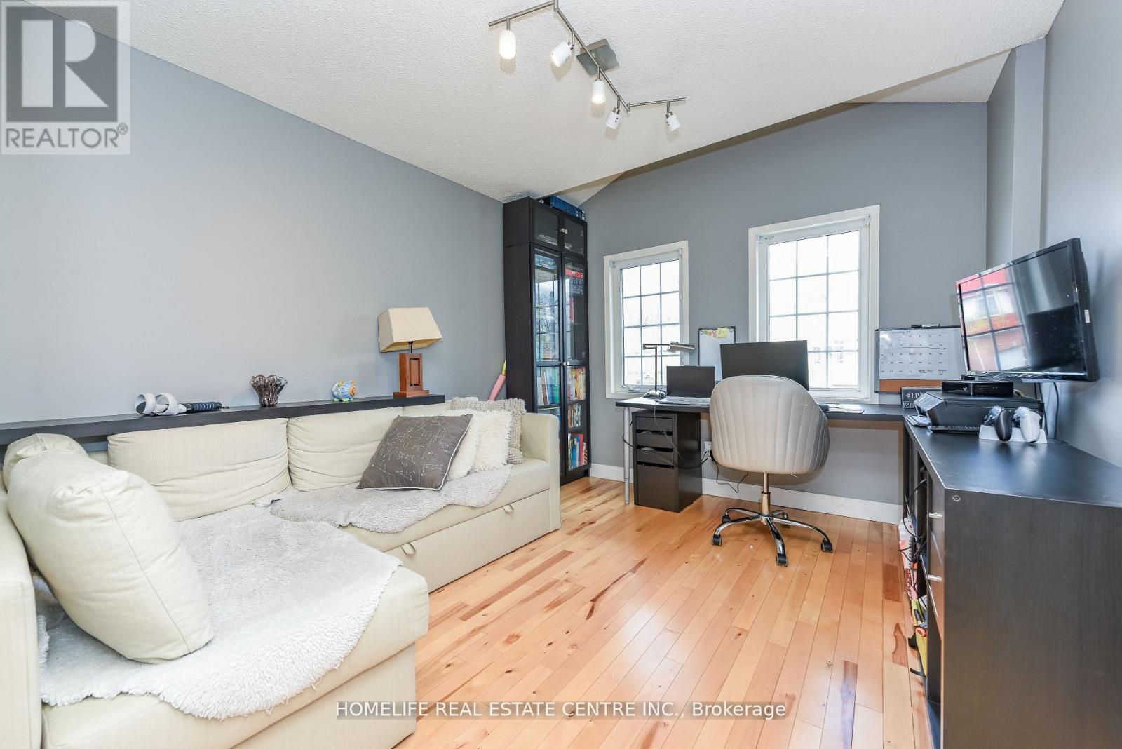 1034 FREEMAN TRAIL - 32