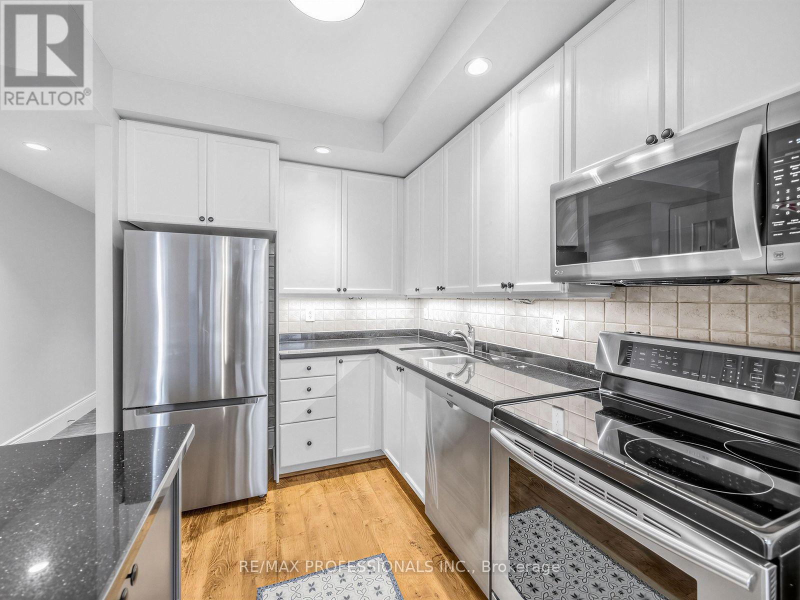 #1123 5233 DUNDAS STREET W - Image 6
