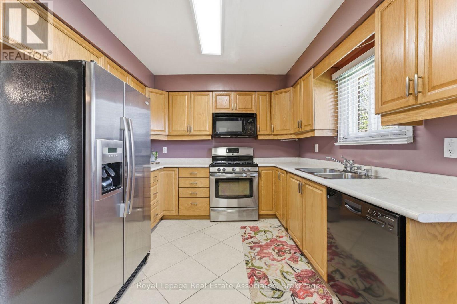 1069 ALEXANDRA AVENUE - 12