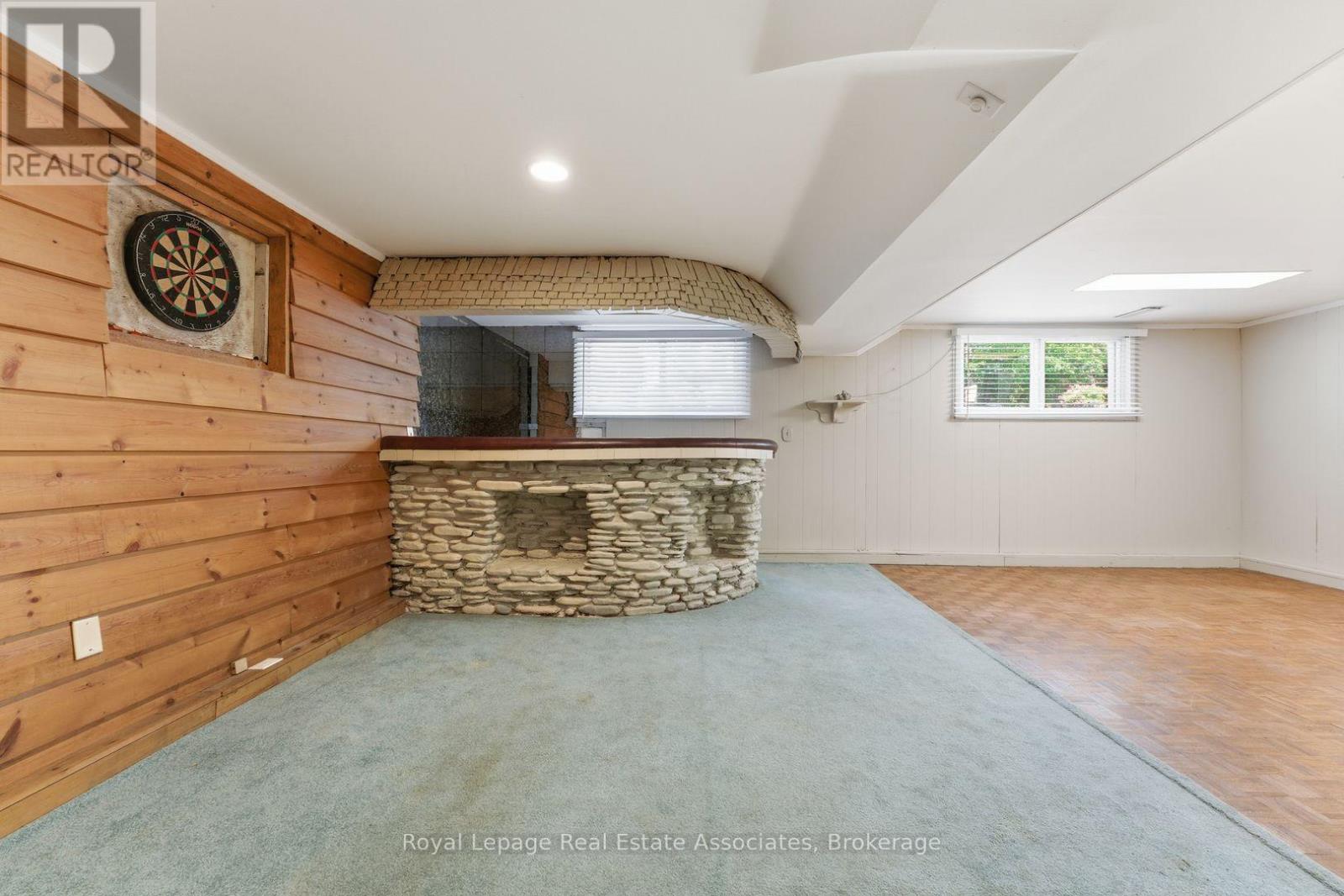 1069 ALEXANDRA AVENUE - 23