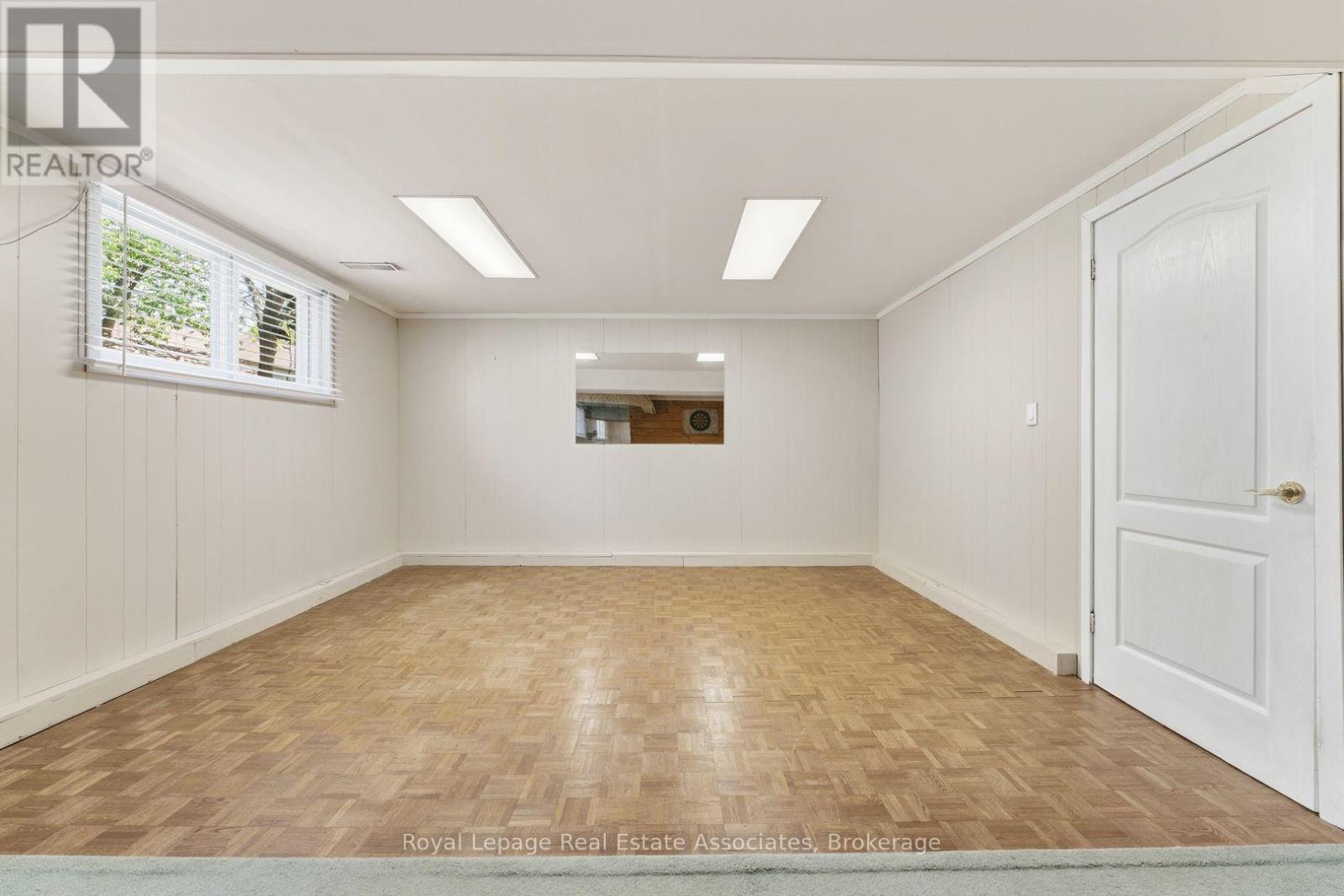 1069 ALEXANDRA AVENUE - 27