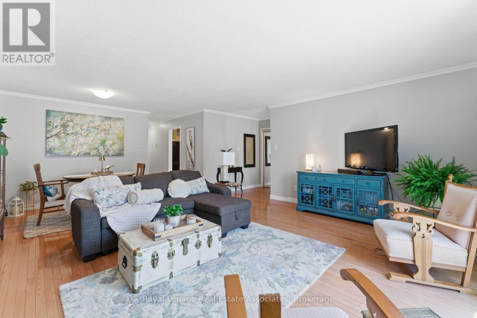 1069 ALEXANDRA AVENUE - 6