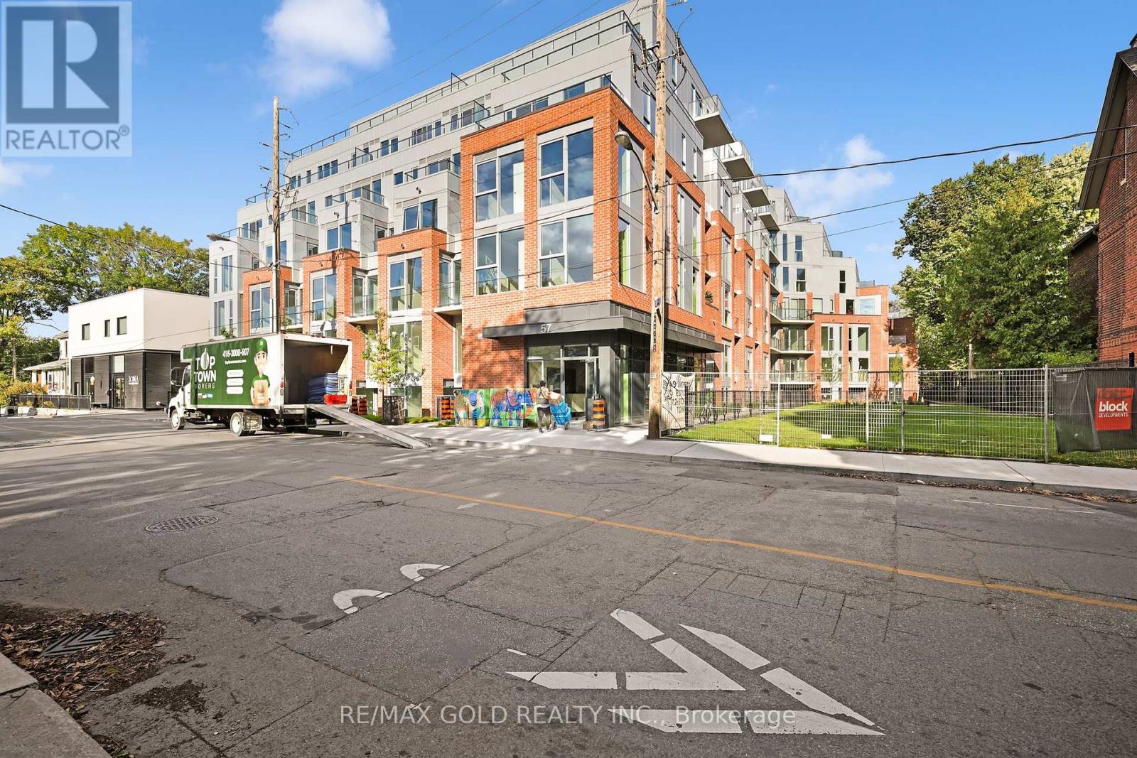 #211 57 BROCK AVENUE - 1