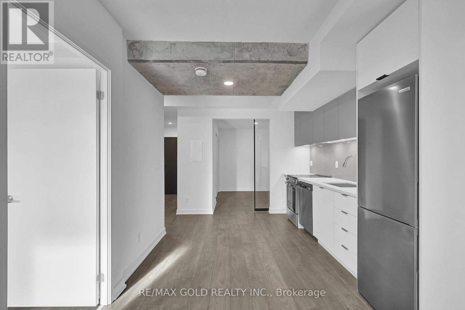 #211 57 BROCK AVENUE - 13