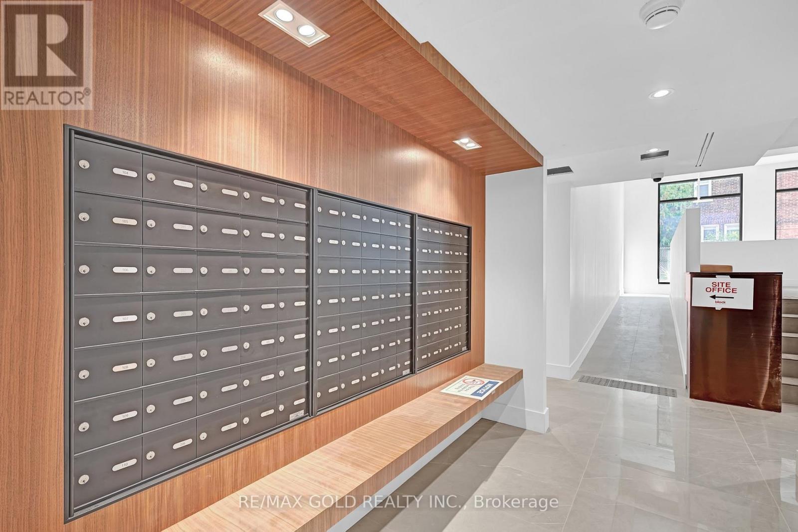 #211 57 BROCK AVENUE - 4