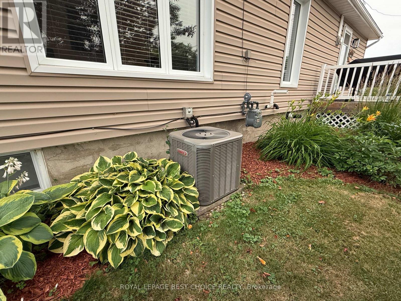 575 BROWNING STREET - 45