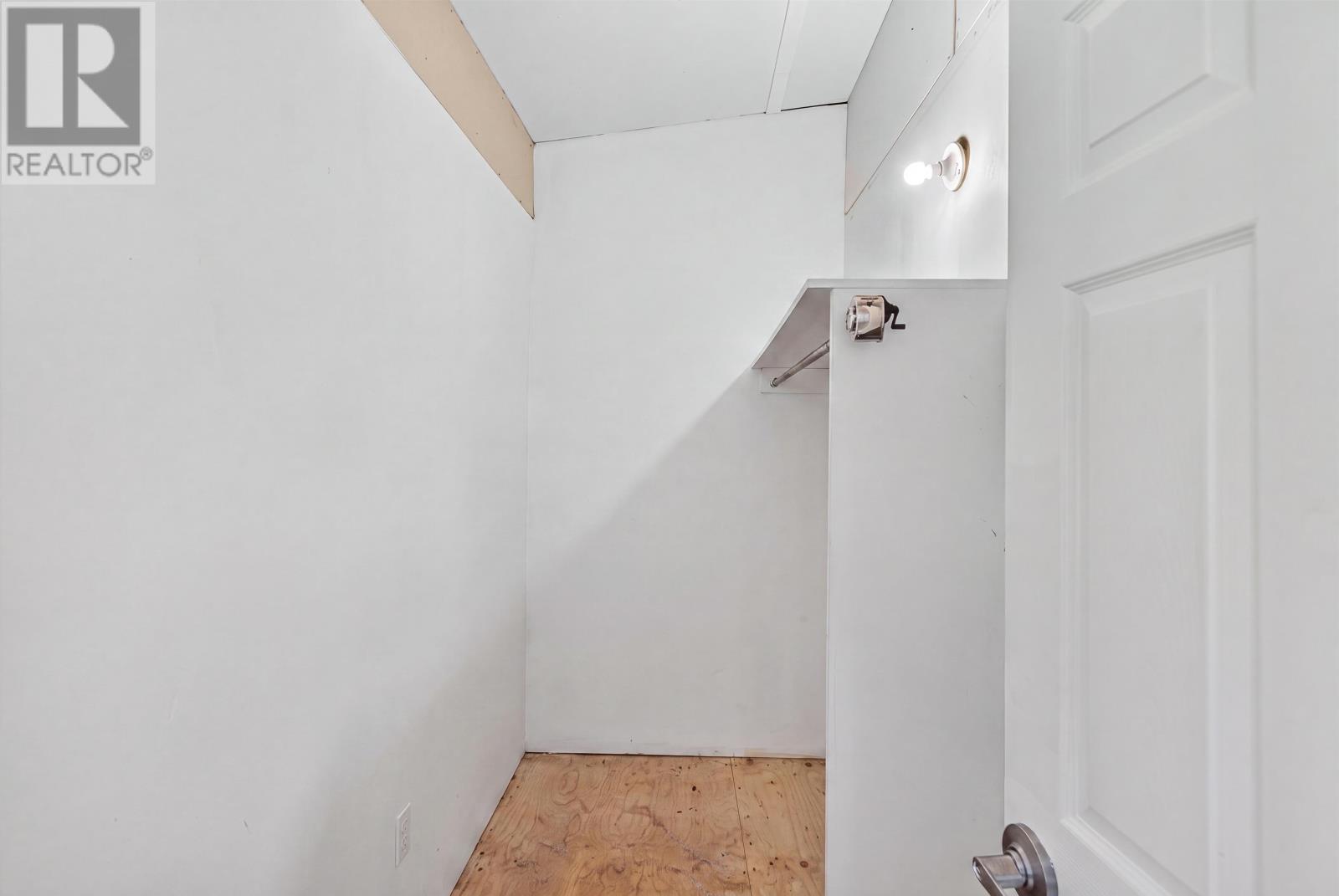 281 Maynard Lane - 22