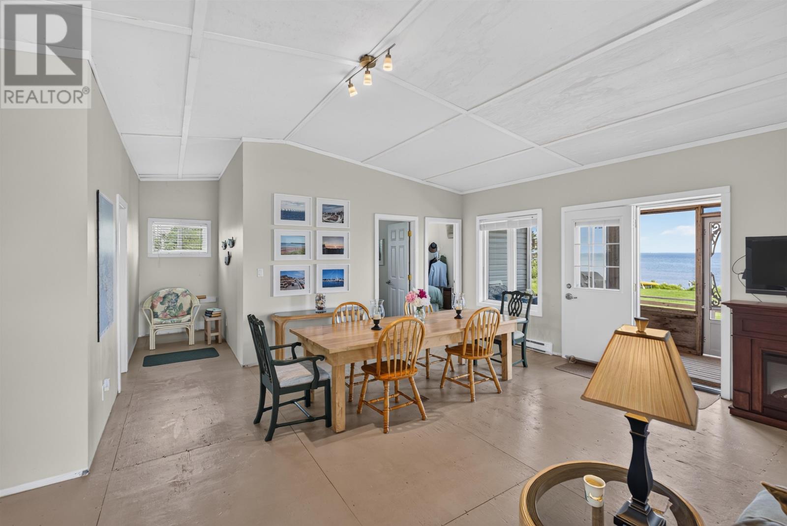 281 Maynard Lane - 27
