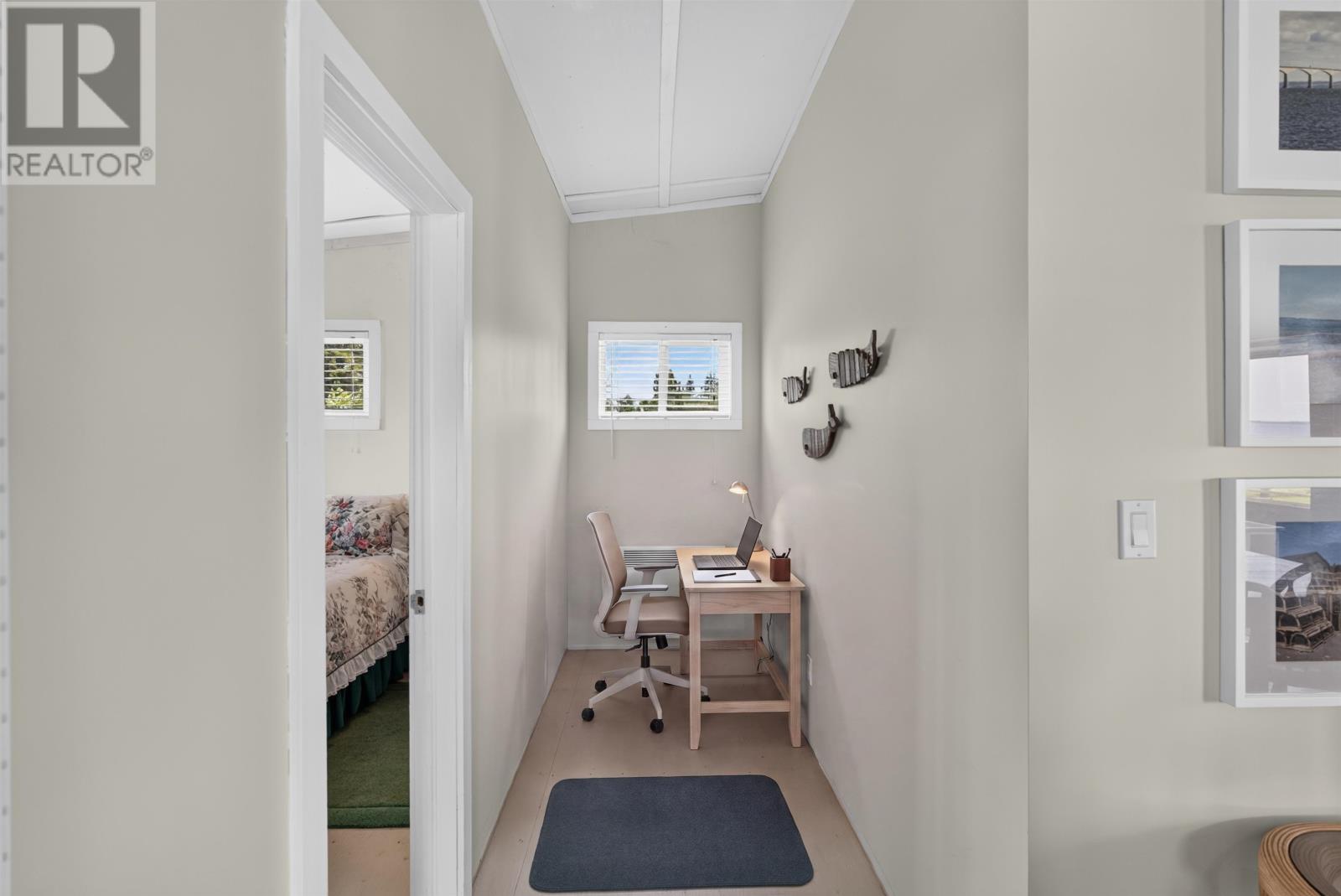 281 Maynard Lane - 30