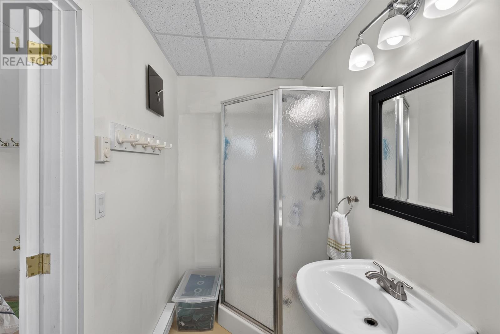 281 Maynard Lane - 34