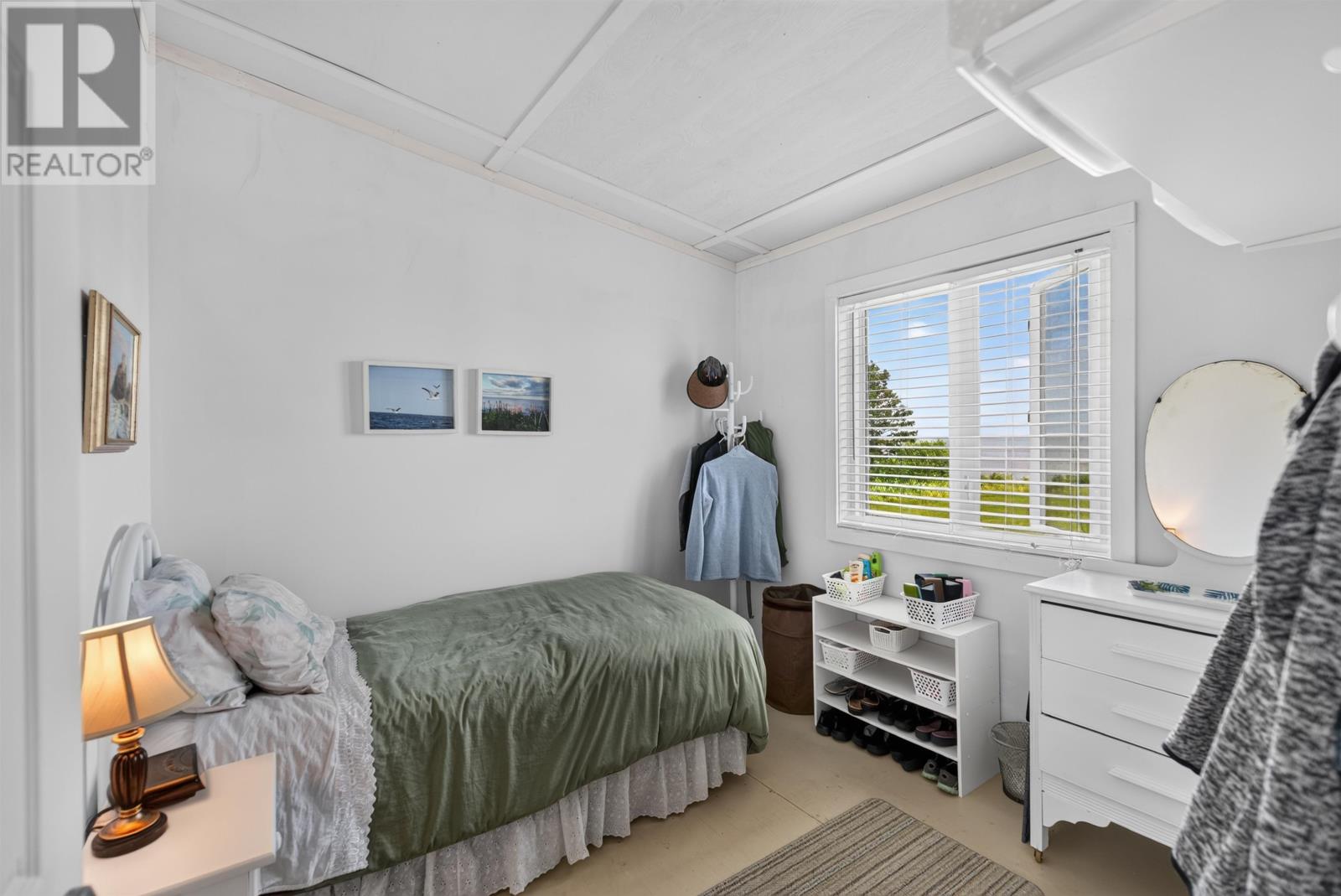 281 Maynard Lane - 36
