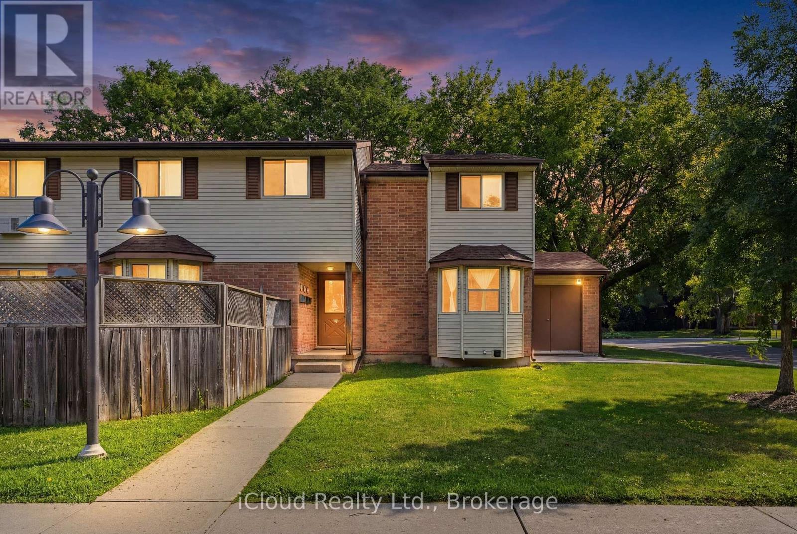 Photo of 40 Silvercreek Parkway