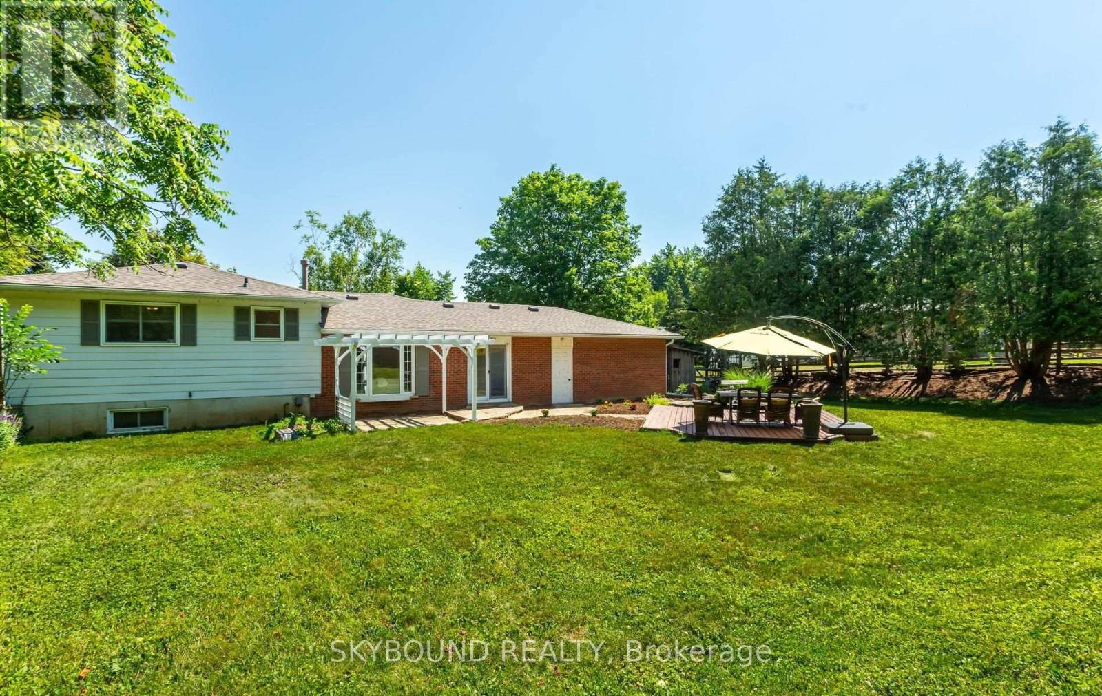 9 DELERIN CRESCENT - 30