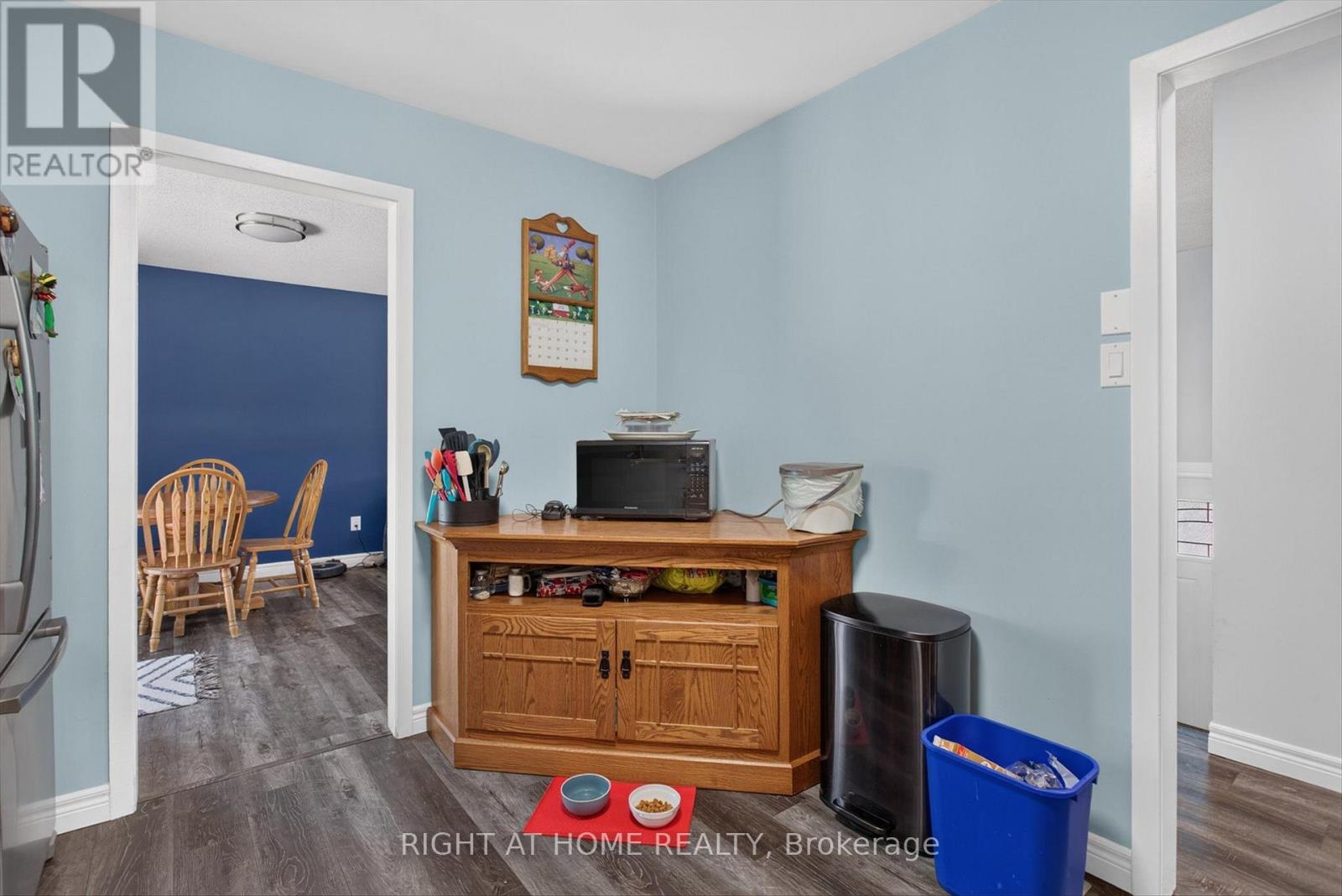 1077 DANITA BOULEVARD - 11