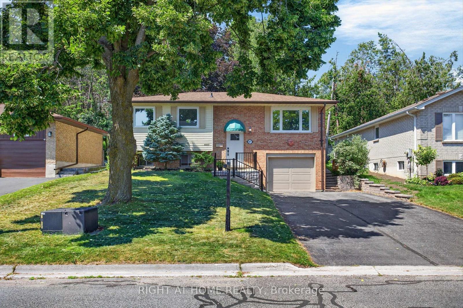 1077 DANITA BOULEVARD - 2