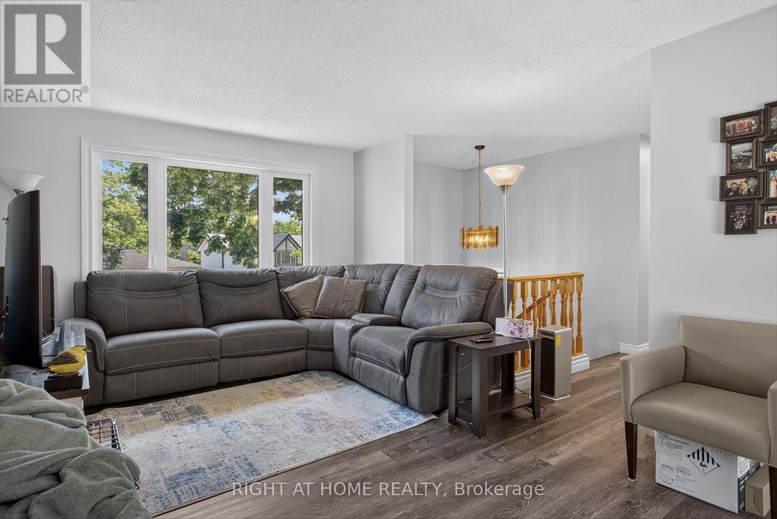 1077 DANITA BOULEVARD - 5