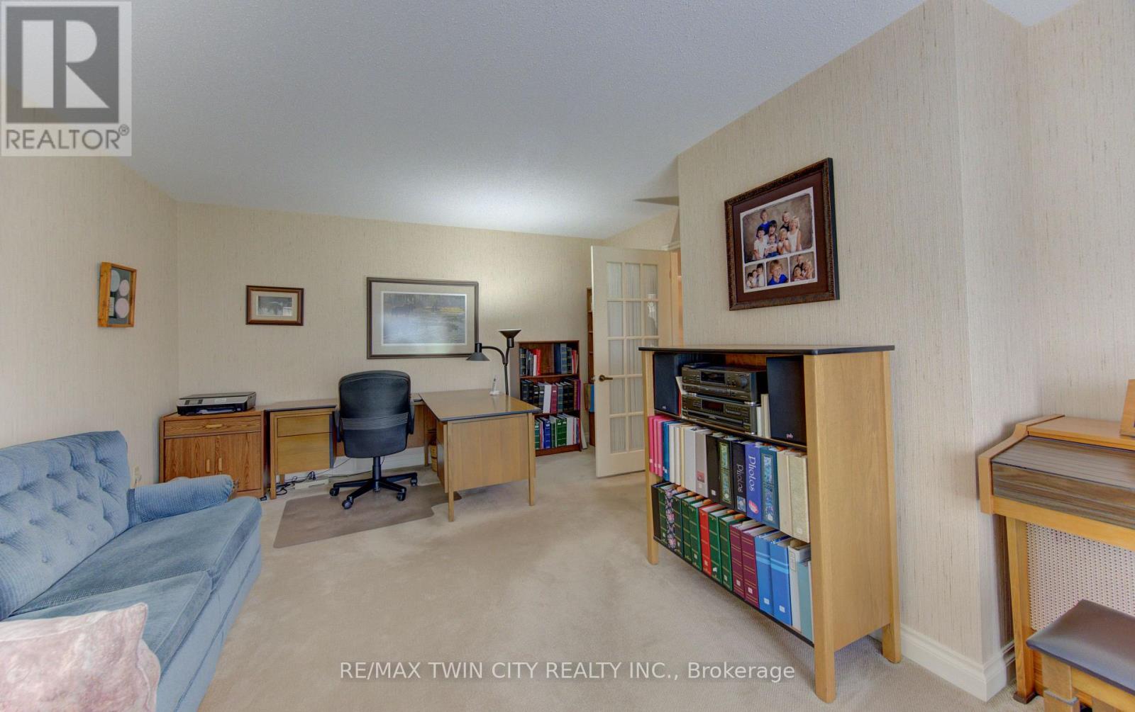 298 ROXTON DRIVE - 16