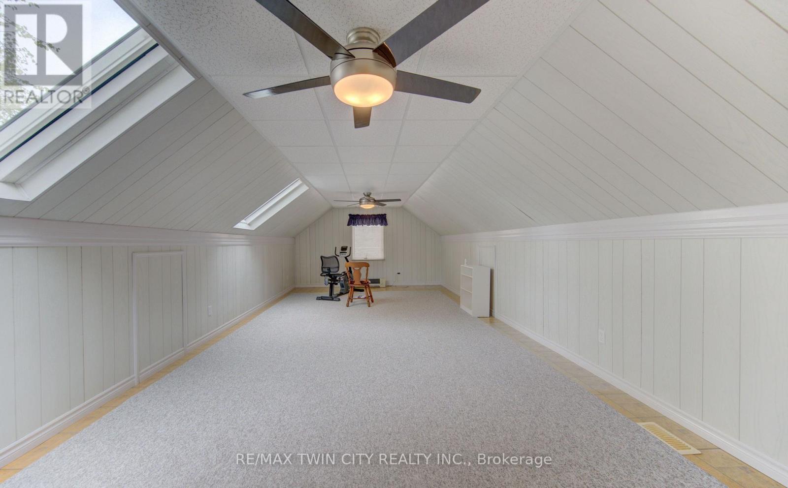 298 ROXTON DRIVE - 22