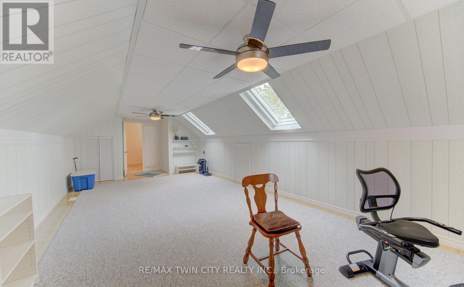 298 ROXTON DRIVE - 23
