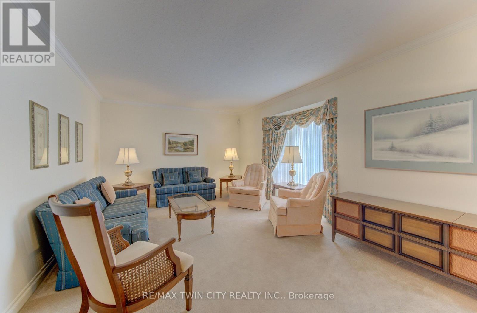 298 ROXTON DRIVE - 5