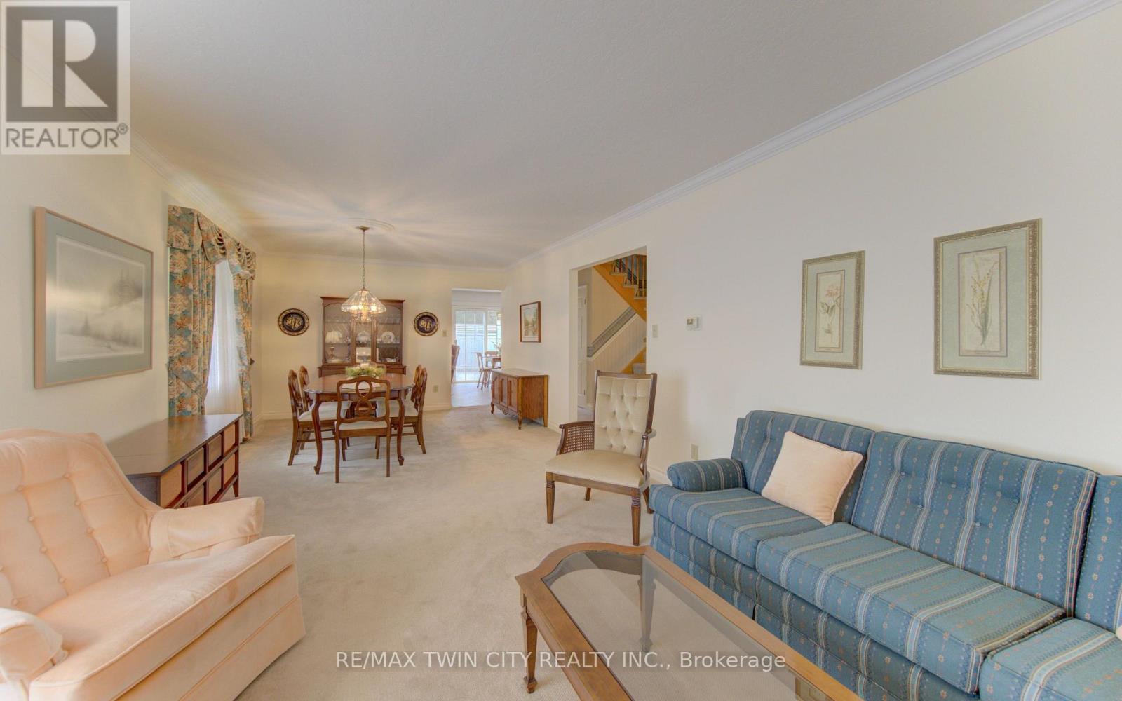 298 ROXTON DRIVE - 7