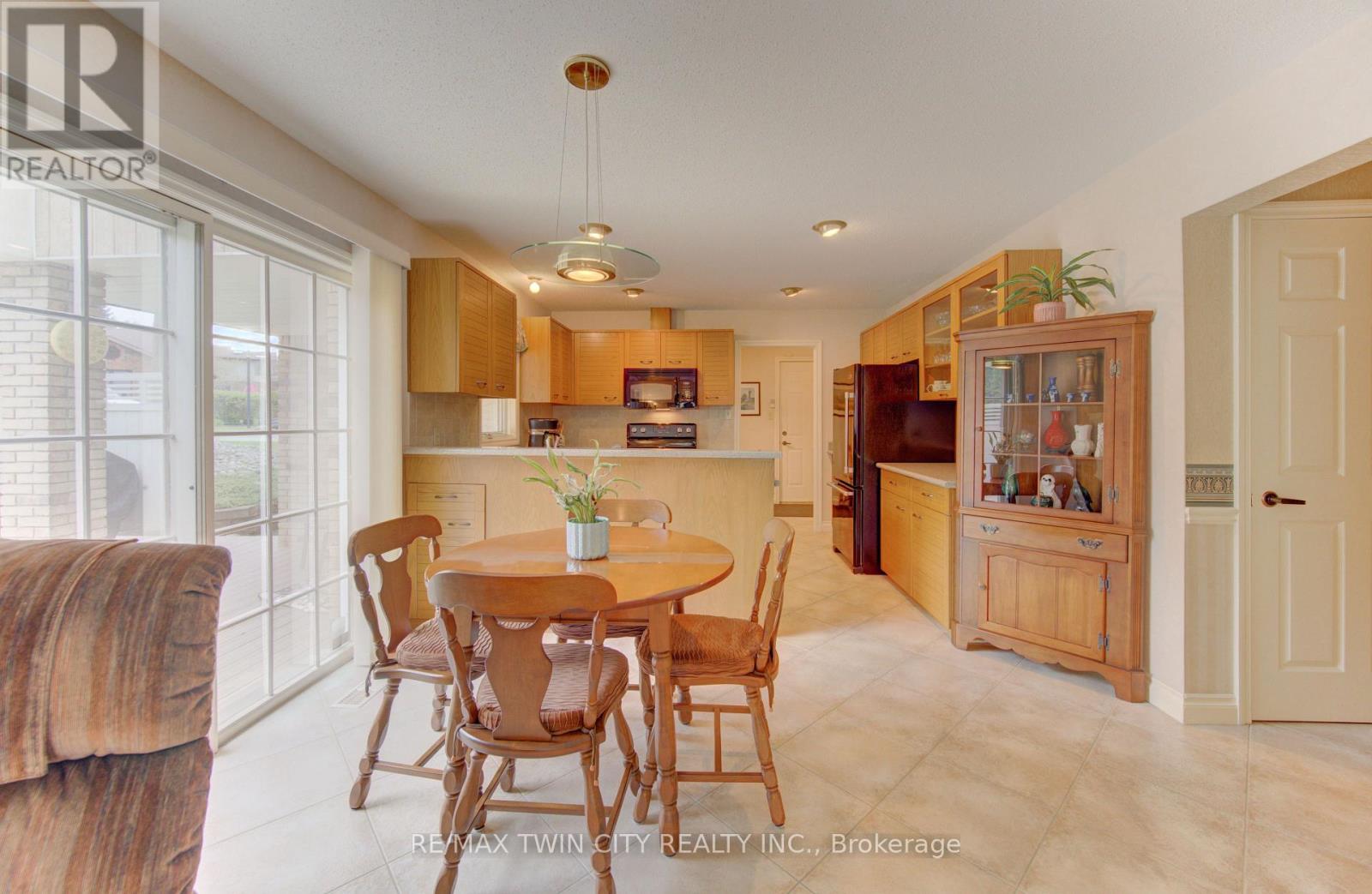 298 ROXTON DRIVE - 9