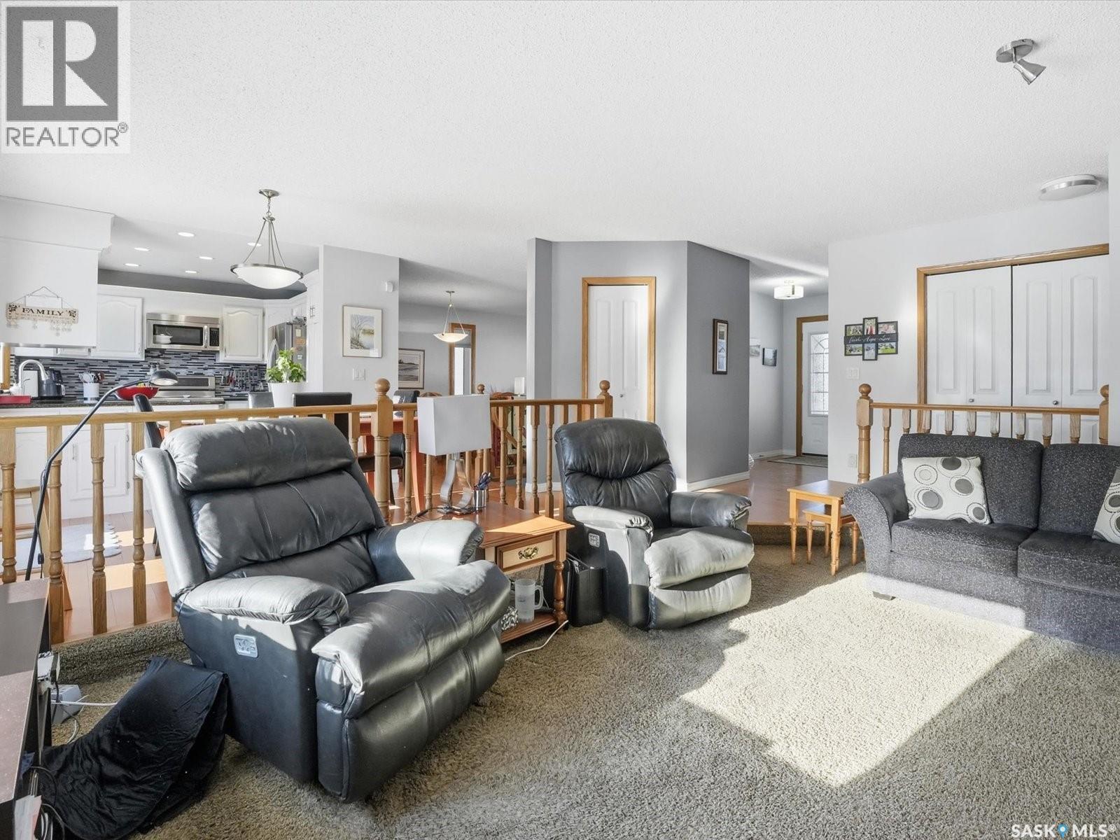 106 Jan CRESCENT - 2