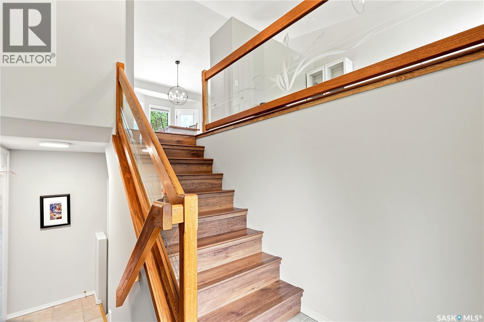 #11 605 Perehudoff CRESCENT - Image 24
