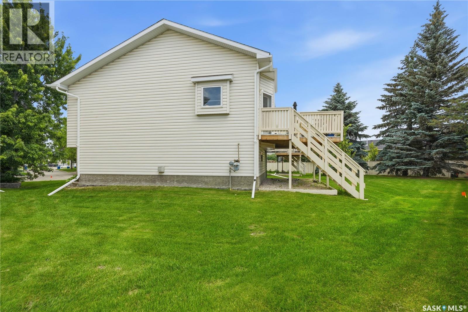 #11 605 Perehudoff CRESCENT - Image 38