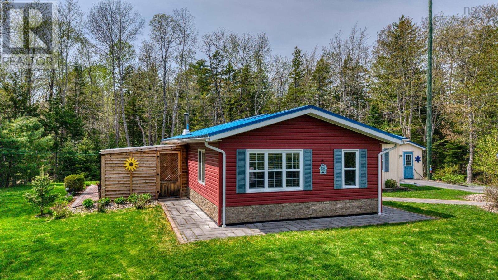 245 Forest Drive - 16