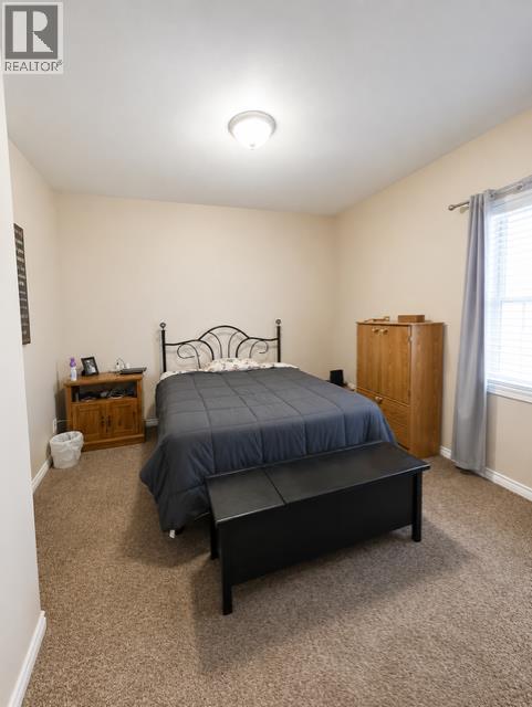 5032 51 A Street - 6
